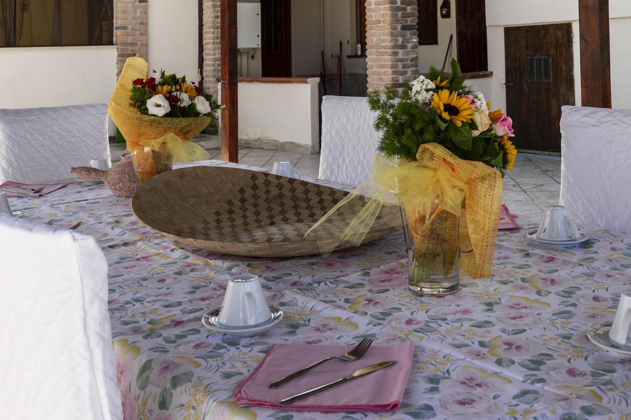 Flori'S Bed & Breakfast เวียเรจโจ ภายนอก รูปภาพ